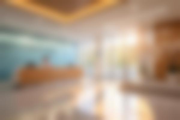 地包天矫正要趁早，牙科帮你找回自信笑容