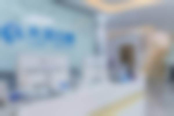 昆山六贝口腔门诊部医生团队