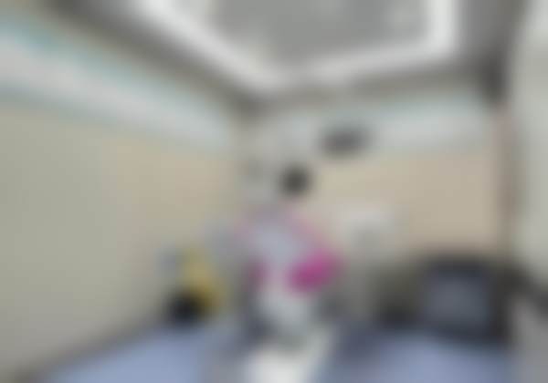 深圳元亨口腔连锁（布吉店）医生团队