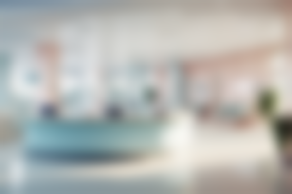 深圳正恩向西口腔门诊部医生团队