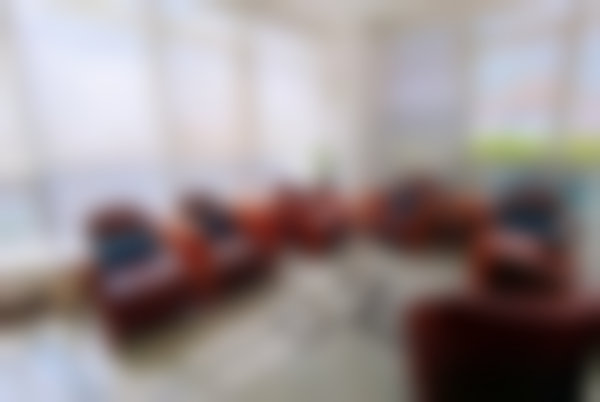 深圳茵齿乐皇安口腔门诊部正规吗？看资质