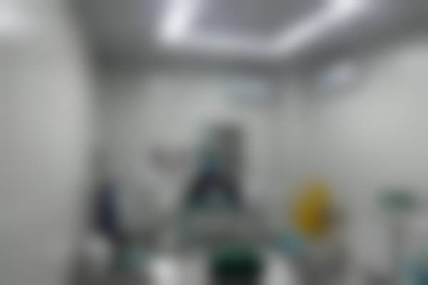 新疆哈密斯超口腔门诊部