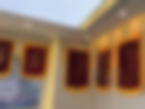 经开九龙海峰口腔门诊部