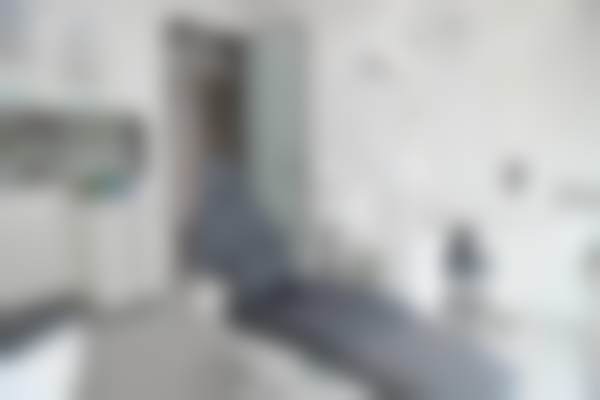 成都龙泉驿圣贝口腔门诊部